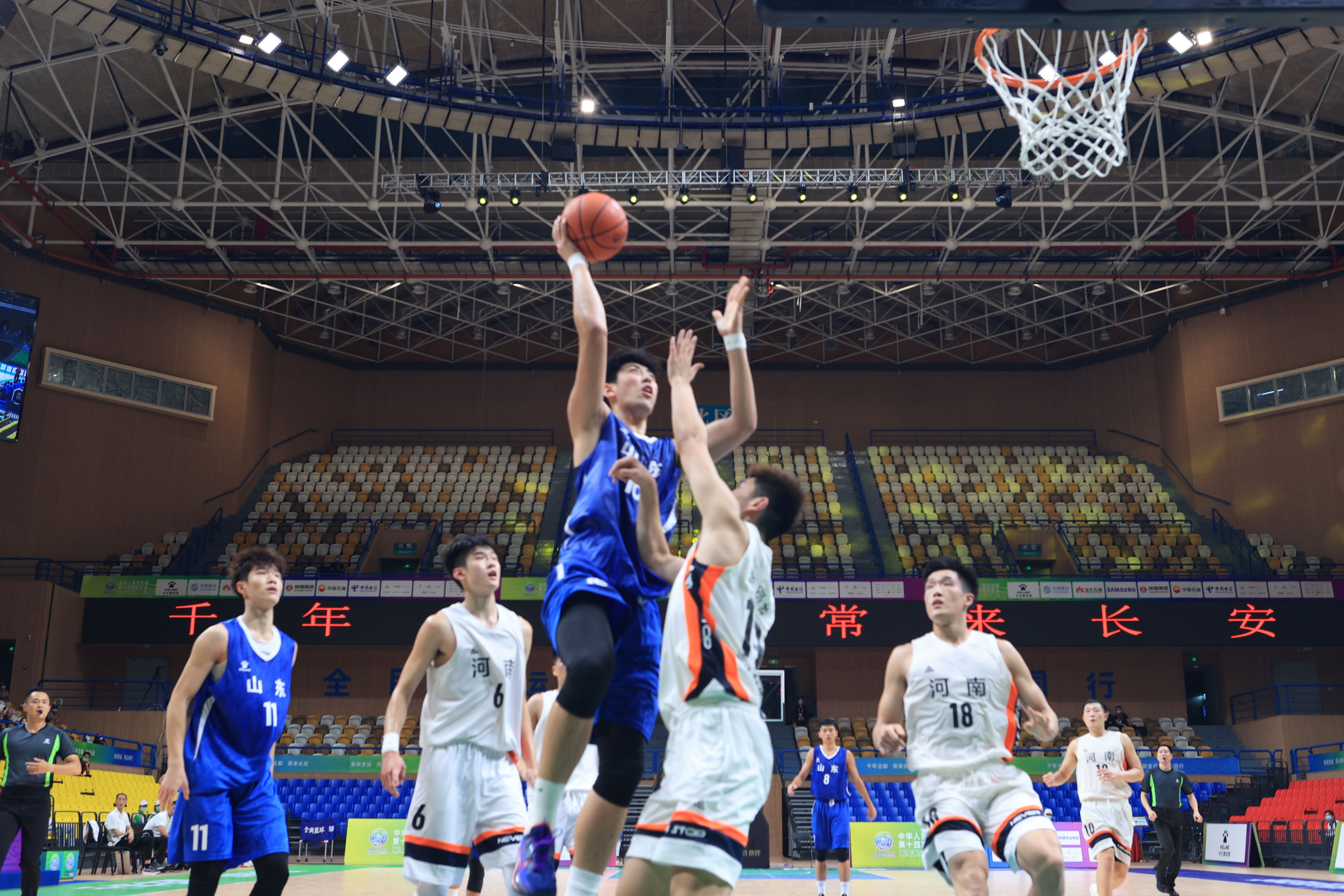 这座汇聚了 这座汇聚了